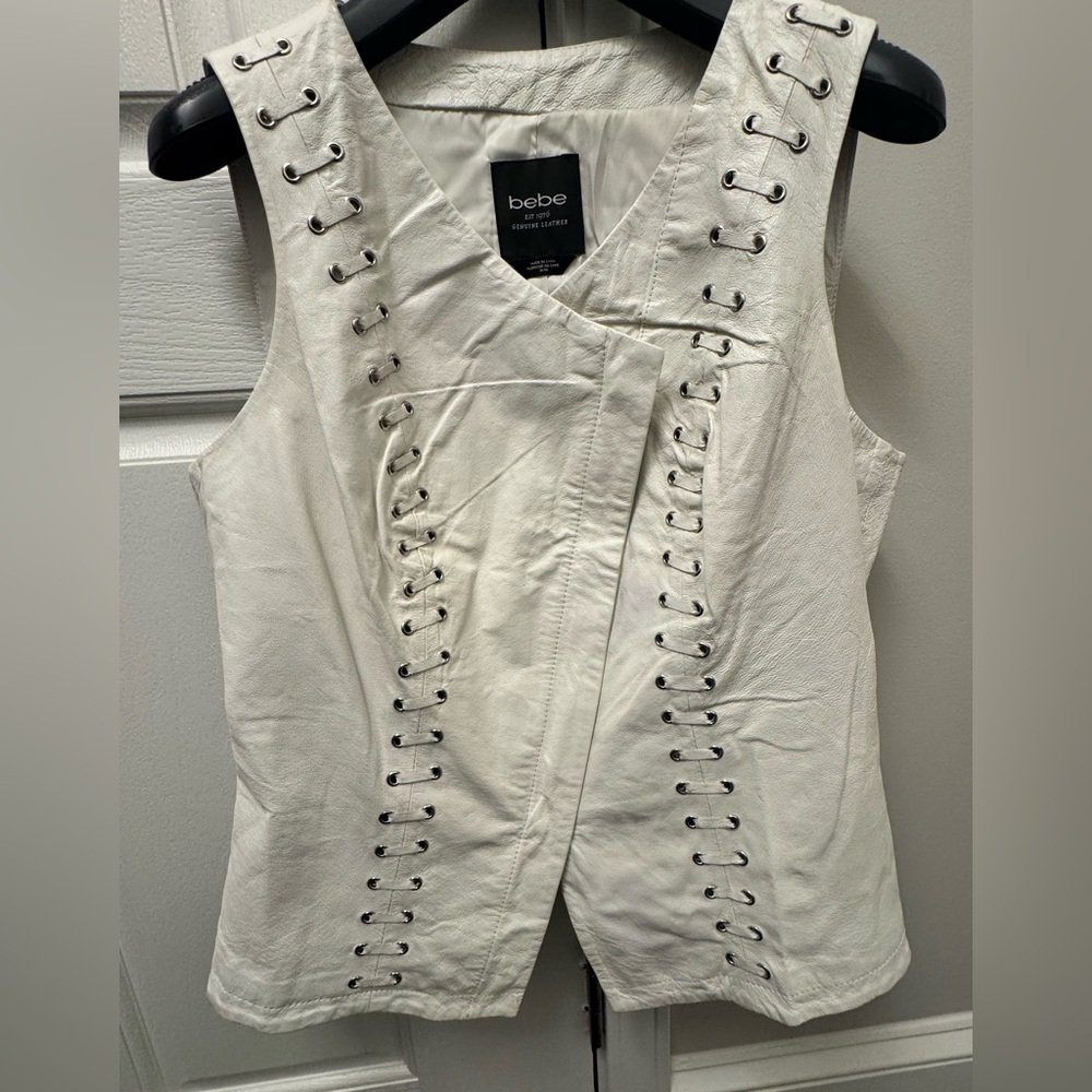 Bebe white Lace-Up Women's leather vest with silver accent woman M.